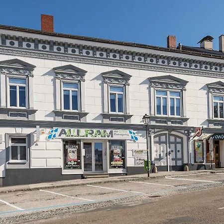 Allram "Topsleep" 24 Hours Checkin Вайдхофен-ан-дер-Тайя Экстерьер фото